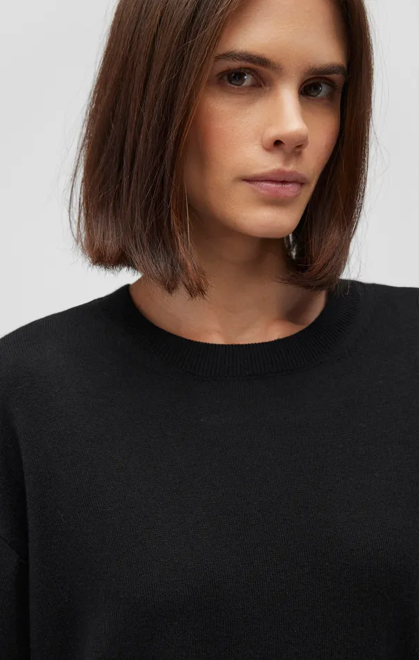 Women Crew Neck Sweater In Black Mavi Jeans Sweaters Women Crew Neck Sweater In Black Mavi Jeans Sweaters