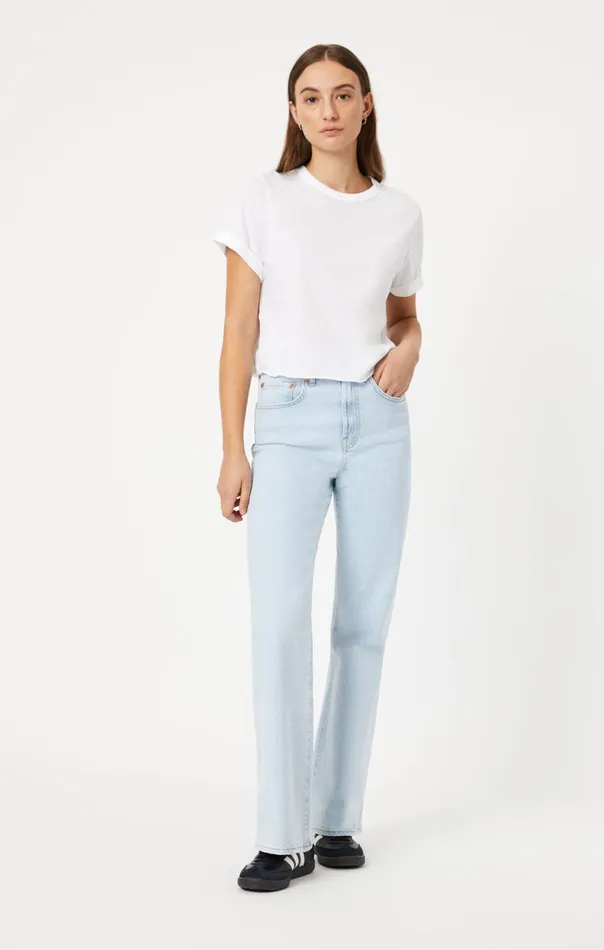 Women Cropped TShirt In White Mavi Jeans Tops and TShirts Women Cropped TShirt In White Mavi Jeans Tops and TShirts