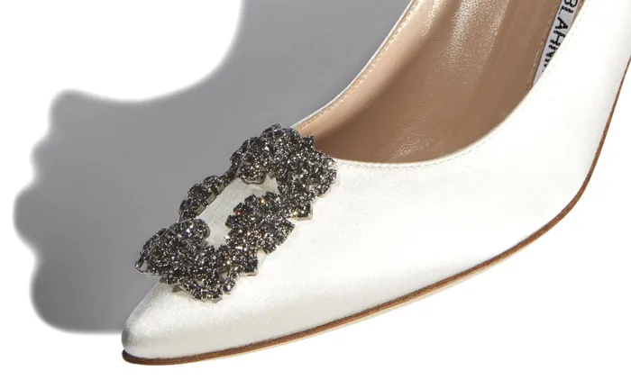 Women Dress Shoes Manolo Blahnik HANGISI 70 White Satin Jewel Buckle Pumps Women Dress Shoes Manolo Blahnik HANGISI 70 White Satin Jewel Buckle Pumps