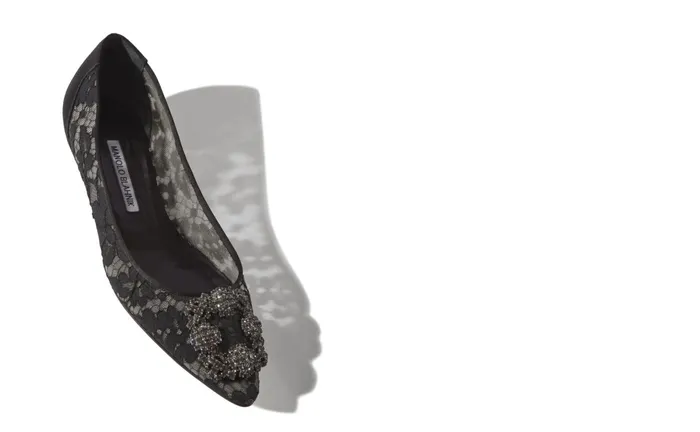 Women Dress Shoes Manolo Blahnik HANGISIFLAT LACE Black Lace Jewel Buckle Flat Shoes Women Dress Shoes Manolo Blahnik HANGISIFLAT LACE Black Lace Jewel Buckle Flat Shoes