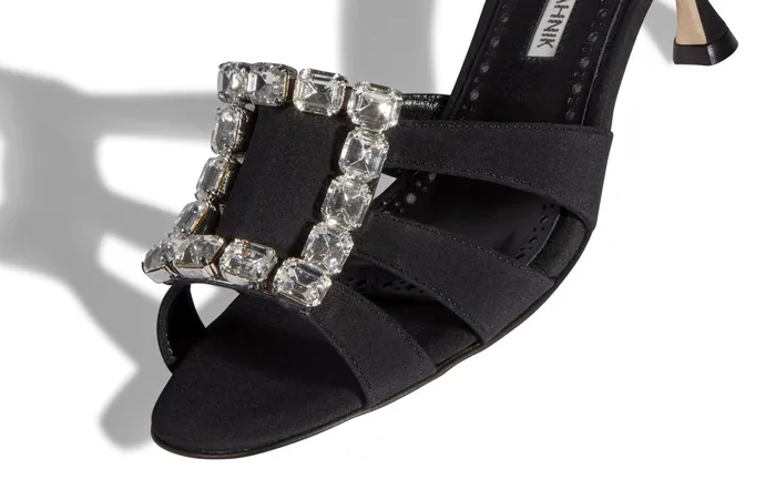 Women Dress Shoes Manolo Blahnik ILUNA Black Crepe De Chine Jewel Buckle Mules Women Dress Shoes Manolo Blahnik ILUNA Black Crepe De Chine Jewel Buckle Mules