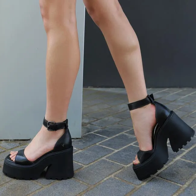 Women Flaws Black Platform Heels Windsor Smith Platforms