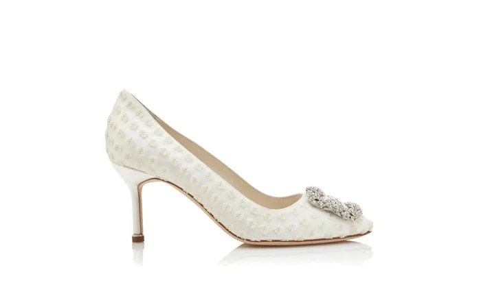 Women Hangisi Manolo Blahnik HANGISI 70 White Textile Dobby Print Jewel Buckle Pumps Women Hangisi Manolo Blahnik HANGISI 70 White Textile Dobby Print Jewel Buckle Pumps