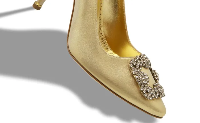 Women Hangisi Manolo Blahnik HANGISI Gold Fabric Jewel Buckle Pumps Women Hangisi Manolo Blahnik HANGISI Gold Fabric Jewel Buckle Pumps