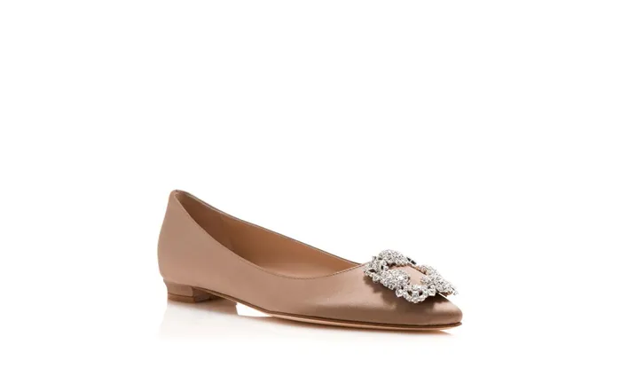 Women Hangisi Manolo Blahnik HANGISIFLAT Beige Satin Jewel Buckle Flat Shoes