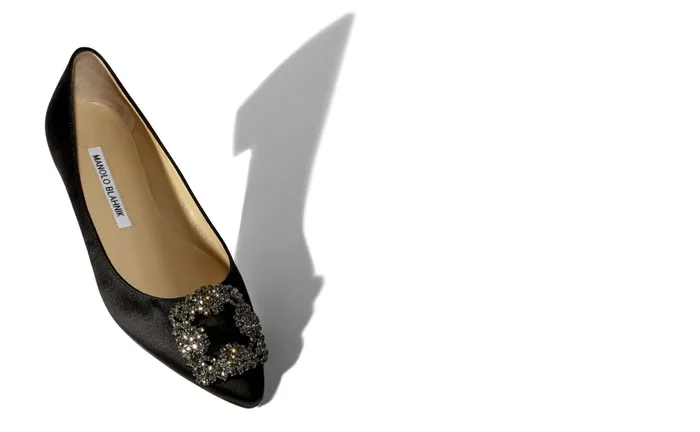 Women Hangisi Manolo Blahnik HANGISIFLAT Black Satin Jewel Buckle Flat Shoes Women Hangisi Manolo Blahnik HANGISIFLAT Black Satin Jewel Buckle Flat Shoes