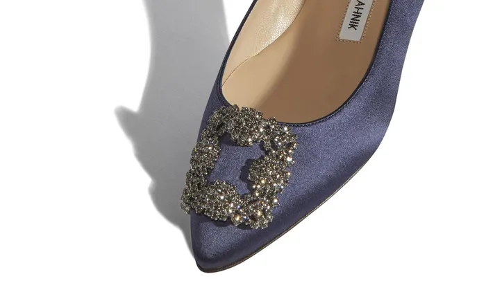 Women Hangisi Manolo Blahnik HANGISIFLAT Navy Satin Jewel Buckle Flat Shoes Women Hangisi Manolo Blahnik HANGISIFLAT Navy Satin Jewel Buckle Flat Shoes