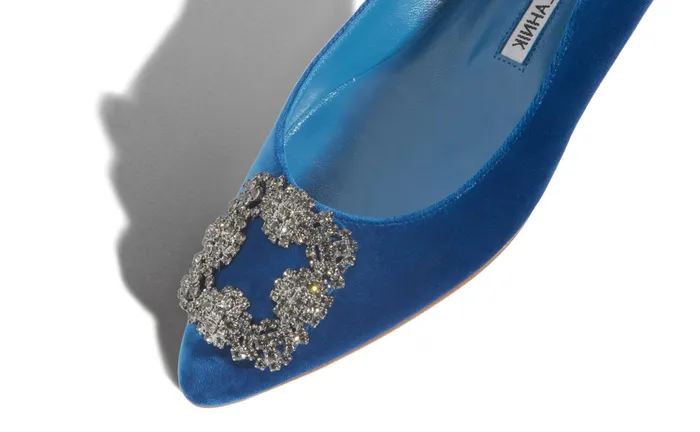 Women Hangisi Manolo Blahnik HANGISIFLAT VELVET Bright Blue Jewel Buckle Flat Shoes Women Hangisi Manolo Blahnik HANGISIFLAT VELVET Bright Blue Jewel Buckle Flat Shoes