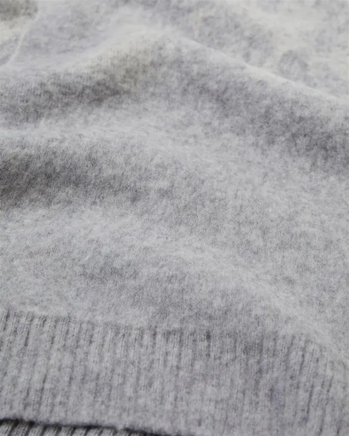 Women Hats And Scarves Iceberg Knitted Scarf With Jacquard Workmanship Women Hats And Scarves Iceberg Knitted Scarf With Jacquard Workmanship