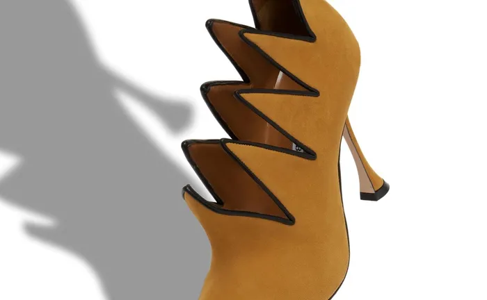 Women High Heels Manolo Blahnik OLVIDEO Mid Brown Suede Zigzag CutOut Pumps