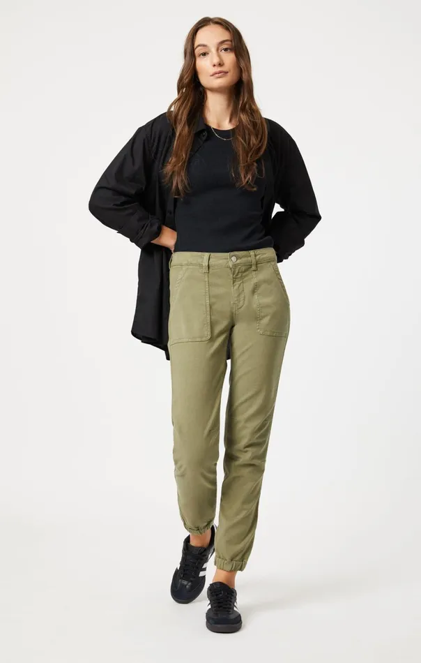 Women Ivy Slim Cargo In Green Luxe Twill Mavi Jeans Pants