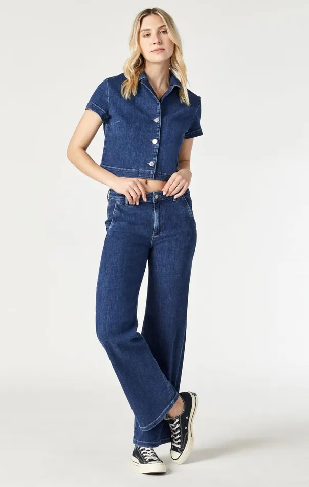 Women Keyla Crop Short Sleeve Shirt In Dark Feather Blue Mavi Jeans Shirts Women Keyla Crop Short Sleeve Shirt In Dark Feather Blue Mavi Jeans Shirts