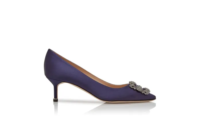 Women Low Heels Manolo Blahnik HANGISI 50 Dark Blue Satin Jewel Buckle Pumps Women Low Heels Manolo Blahnik HANGISI 50 Dark Blue Satin Jewel Buckle Pumps