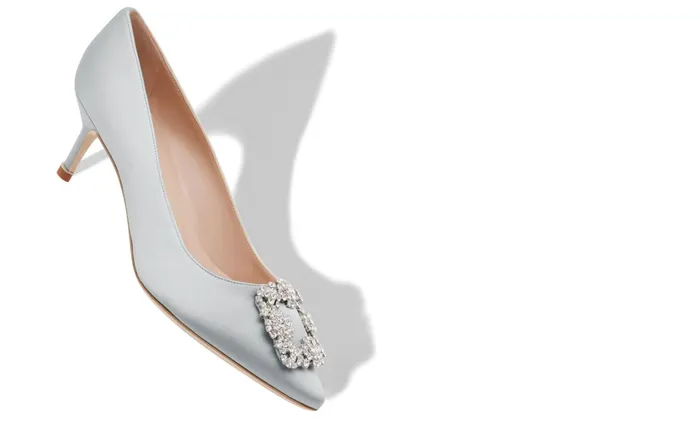 Women Low Heels Manolo Blahnik HANGISI 50 Pale Green Satin Jewel Buckle Pumps Women Low Heels Manolo Blahnik HANGISI 50 Pale Green Satin Jewel Buckle Pumps