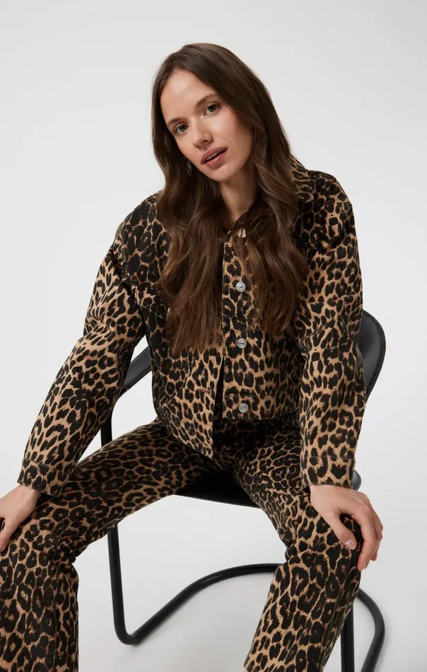 Women Maren Crop Jacket In Leopard Denim Mavi Jeans Jackets