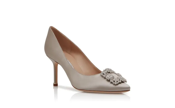 Women Mid Heels Manolo Blahnik HANGISI 70 Light Grey Satin Jewel Buckle Pumps Women Mid Heels Manolo Blahnik HANGISI 70 Light Grey Satin Jewel Buckle Pumps