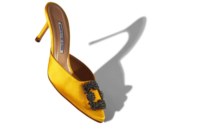 Women Mid Heels Manolo Blahnik HANGISIMU Yellow Satin Jewel Buckle Mules Women Mid Heels Manolo Blahnik HANGISIMU Yellow Satin Jewel Buckle Mules
