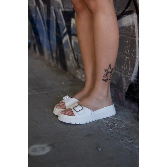 Women Moment Snow Leather Sandals Windsor Smith Sandals