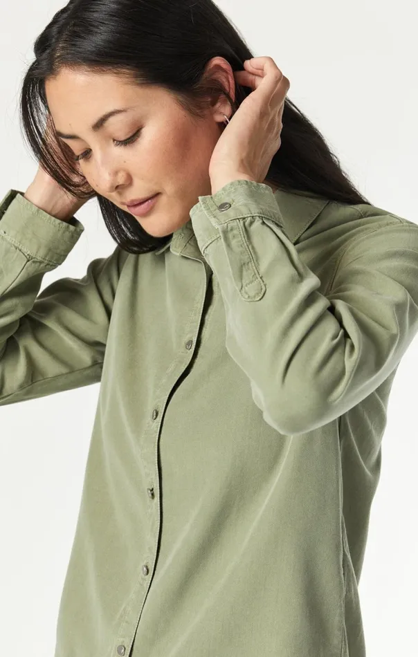 Women Shelby SemiFitted Shirt In Oil Green Supersoft Chic Mavi Jeans Shirts Women Shelby SemiFitted Shirt In Oil Green Supersoft Chic Mavi Jeans Shirts