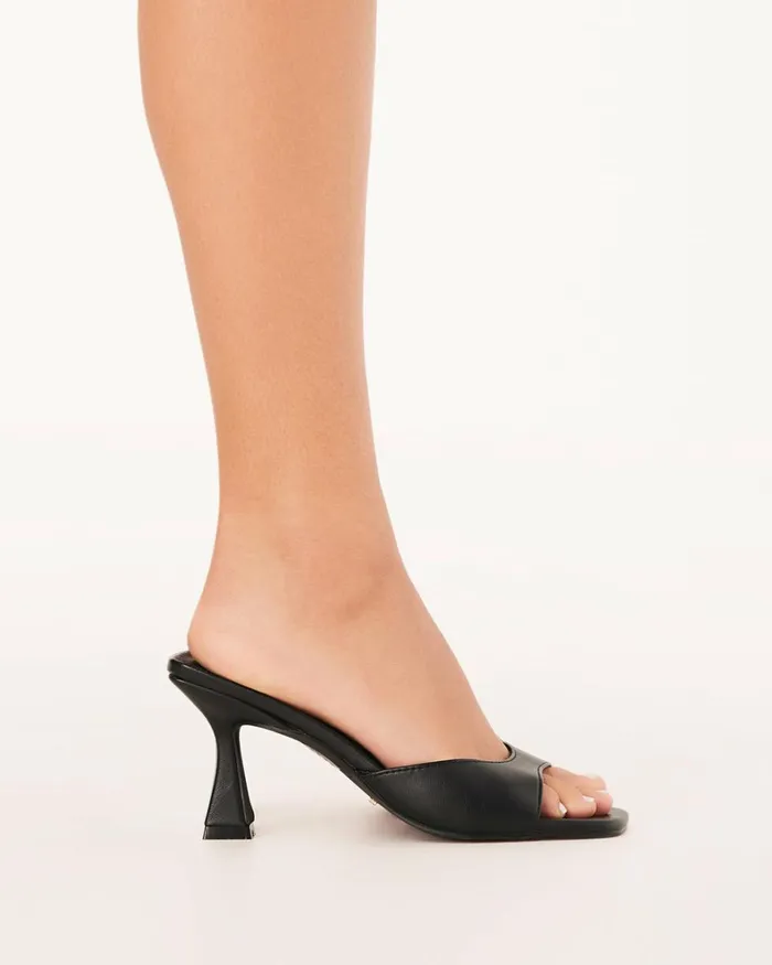 Women Stiletto Heels Billini BINITA 8211 BLACK