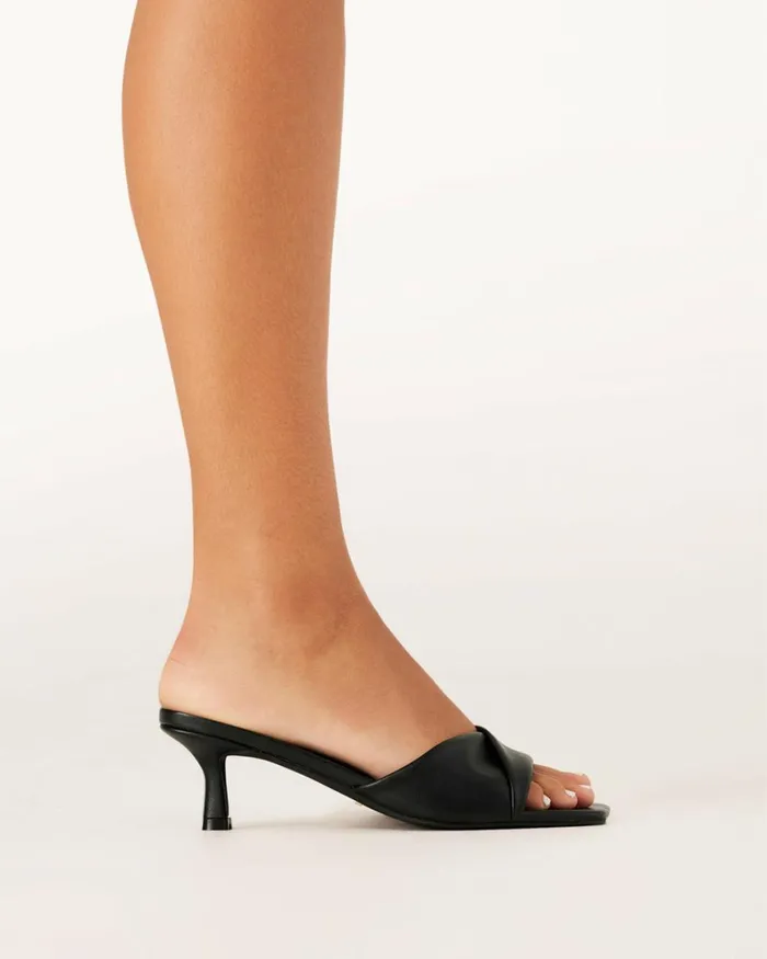 Women Stiletto Heels Billini PATSY 8211 BLACK