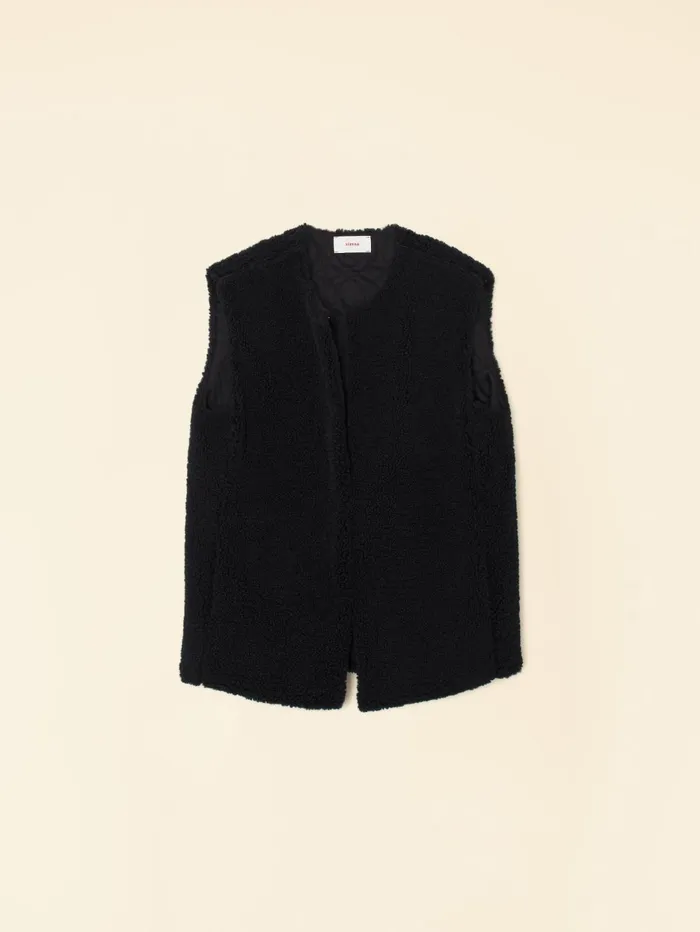 XRENA Black Thea Vest Women Sweaters and Jackets XRENA Black Thea Vest Women Sweaters and Jackets