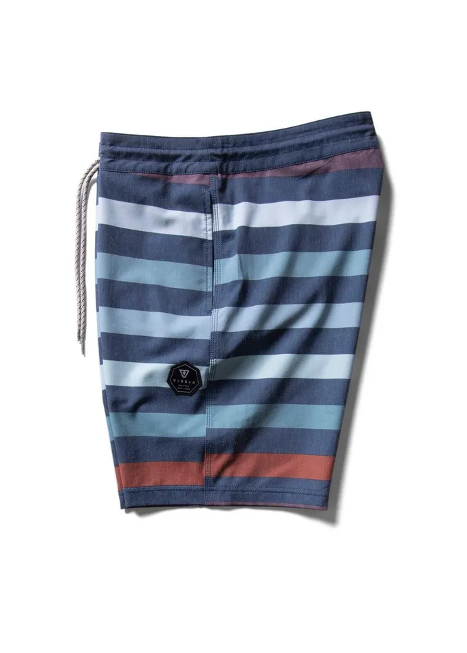 Youth Vissla Parallels 17034 Boys Boardshort Dark Naval Youth Vissla Parallels 17034 Boys Boardshort Dark Naval